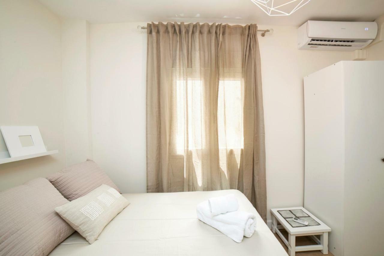 Alohamundi Pureza Apartment Sevilla Bagian luar foto